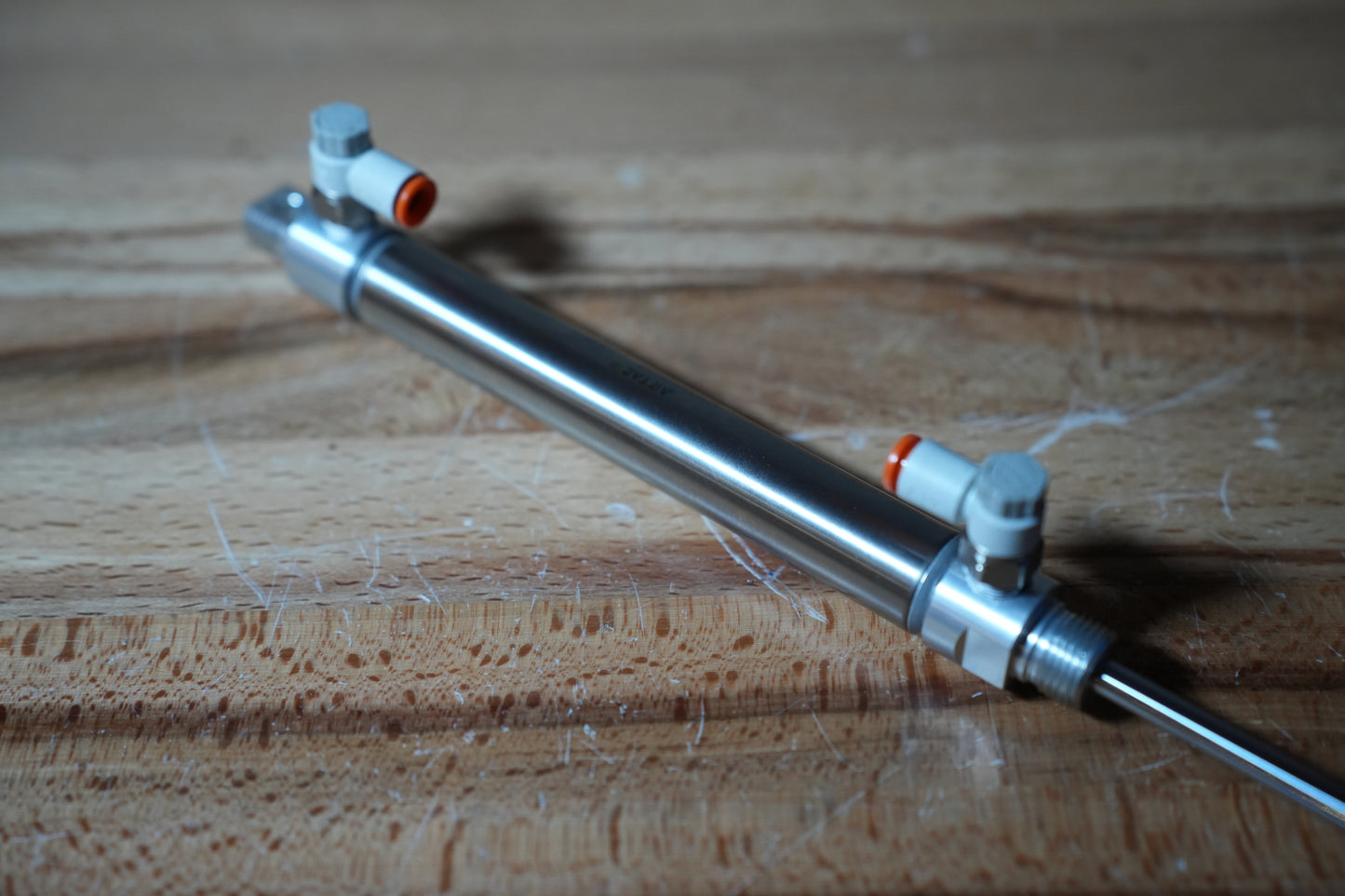 Filler Lift Cylinder