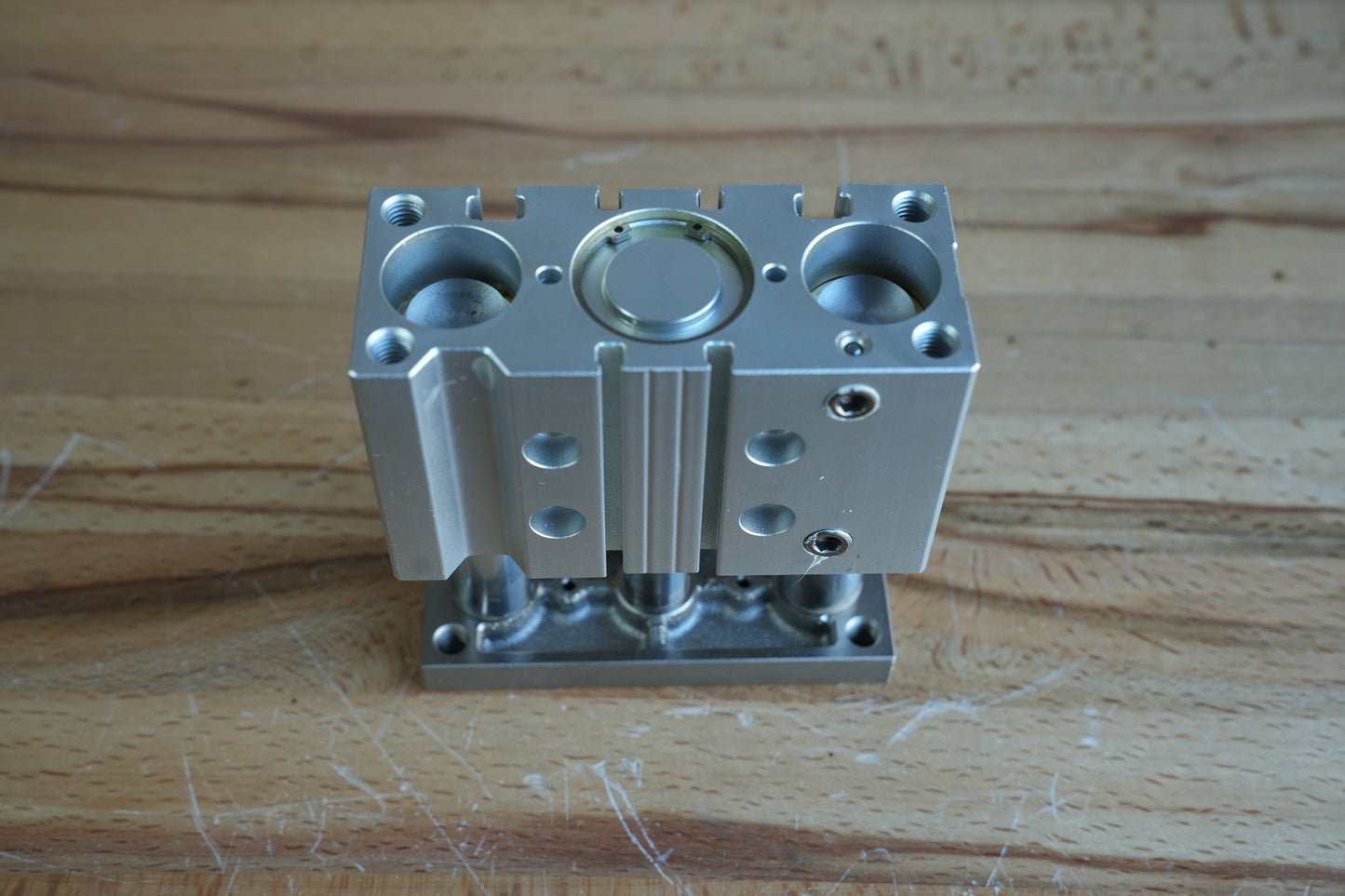 Lift Puck Cylinder
