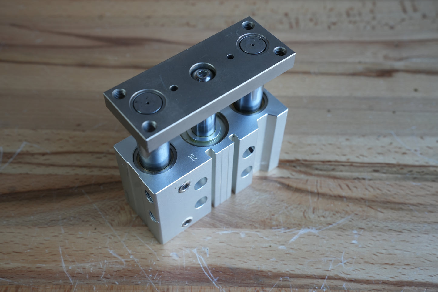 Lift Puck Cylinder